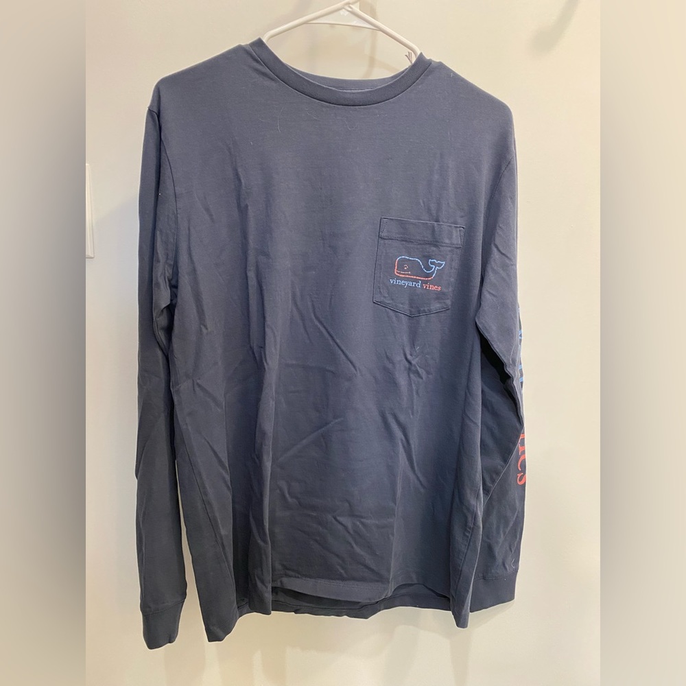 NWT Vineyard Vines Long Sleeve Pocket Tshirt